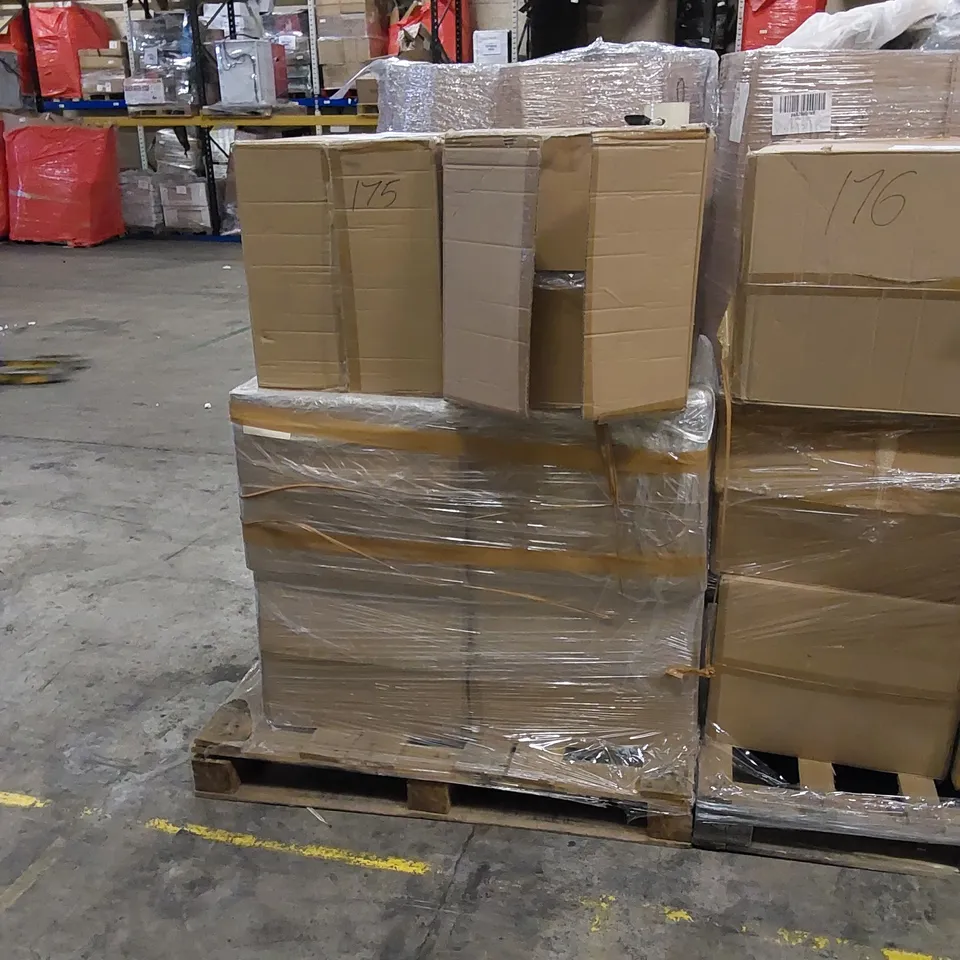 PALLET OF 6 BOXES OF ASSORTED WHITE HANGERS 