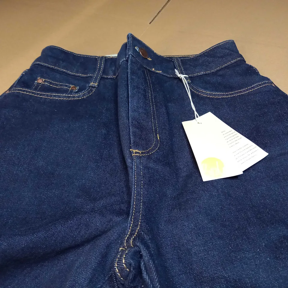 BODEN DENIM FLARE HIGH RISE FUL LENGTH JEANS IN DARK BLUE - SIZE 8 REGULAR