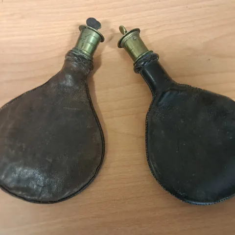 LOT OF 2 VINTAGE LEATHER GUNPOWDER POUCHES 