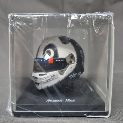 SPARK 1/5 SCALE WILLIAMS RACING ALEXANDER ALBON HELMET - CHINESE GP 2024