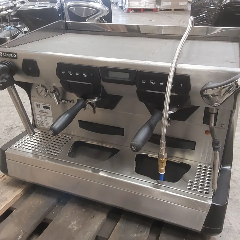 RANCILIO CLASSE 7 COMMERCIAL 2 GROUP COFFEE MACHINE