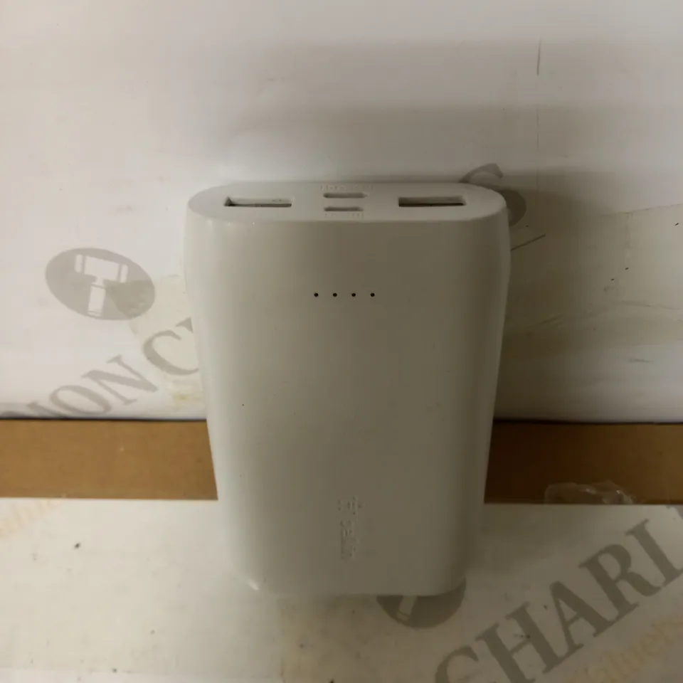 BELKIN BOOSTCHARGE POWERBANK F8J267