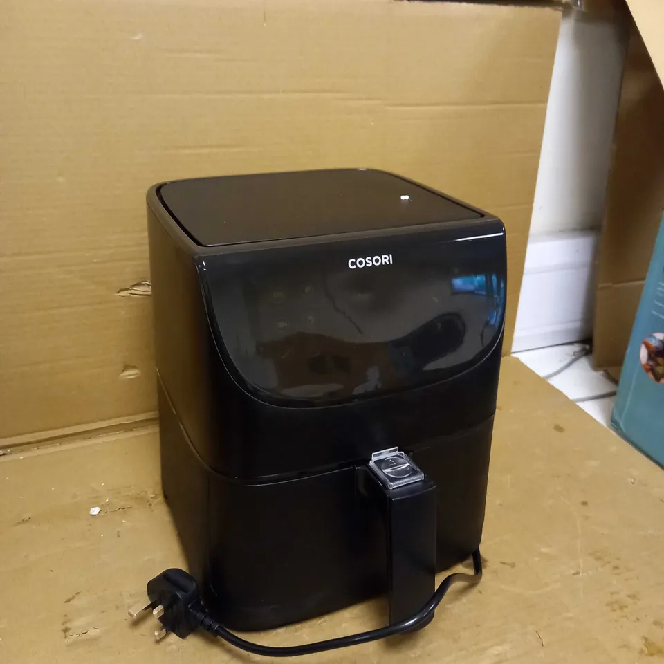 COSORI ELECTRIC HOT AIR FRYER 
