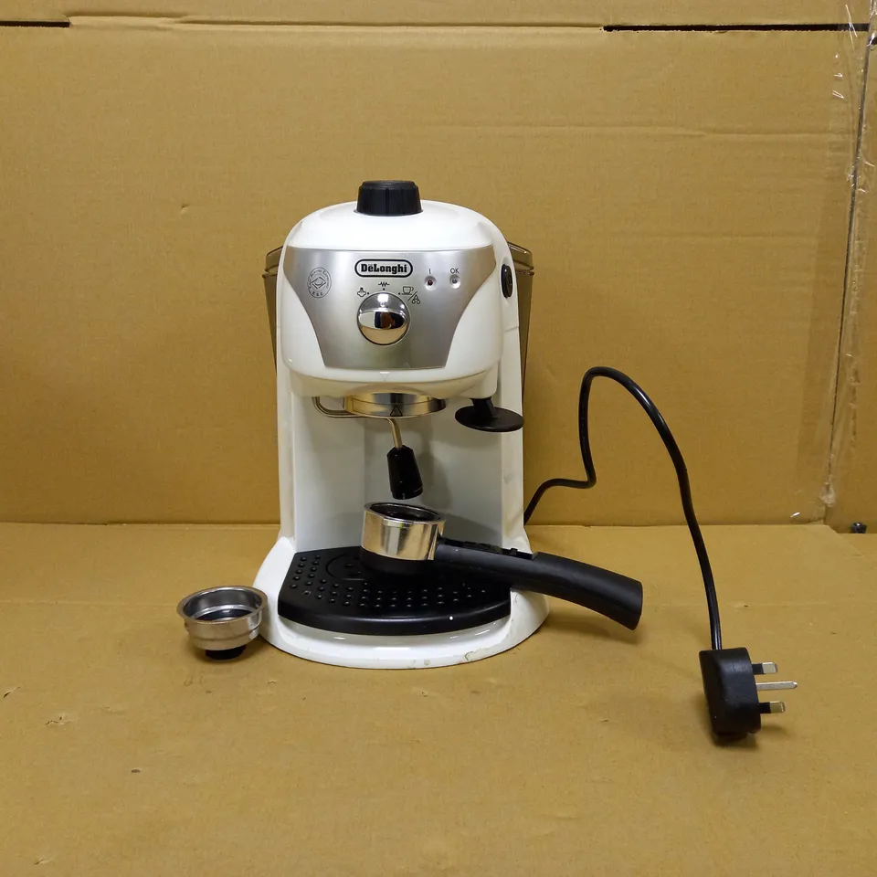 DE'LONGHI TRADITIONAL PUMP ESPRESSO & CAPPUCCINO COFFEE MACHINE