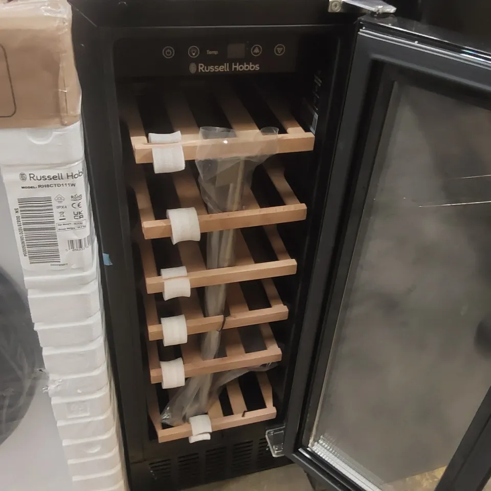 RUSSELL HOBBS 18 BOTTLE BUILT IN WINE COOLER