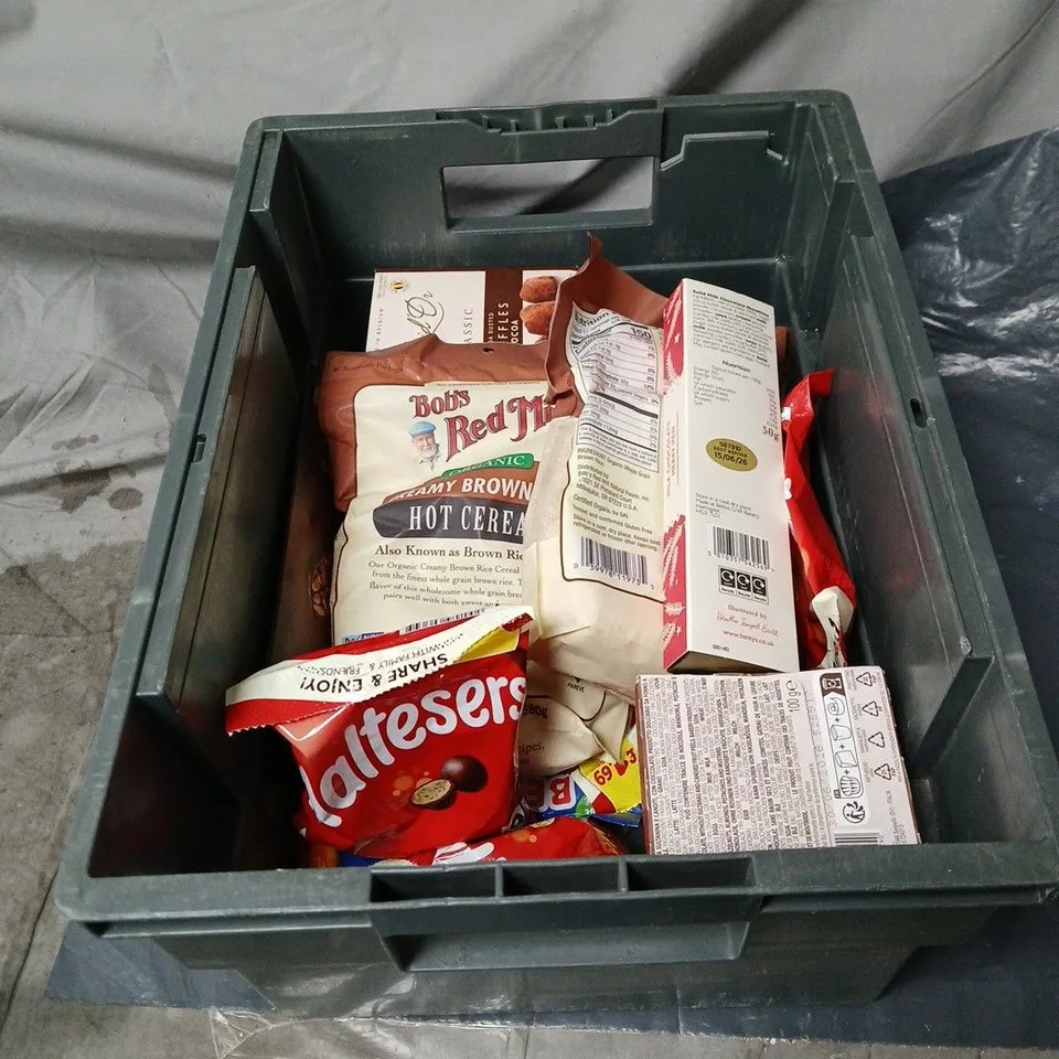 APPROXIMATELY 15 ASSORTED ITEMS OF FOOD AND DRINK TO INCLUDE MALTESERS, MILK CHOCOLATE MERRY MEN, BROWN RICE CEREAL, COCOA TRUFFLES ETC