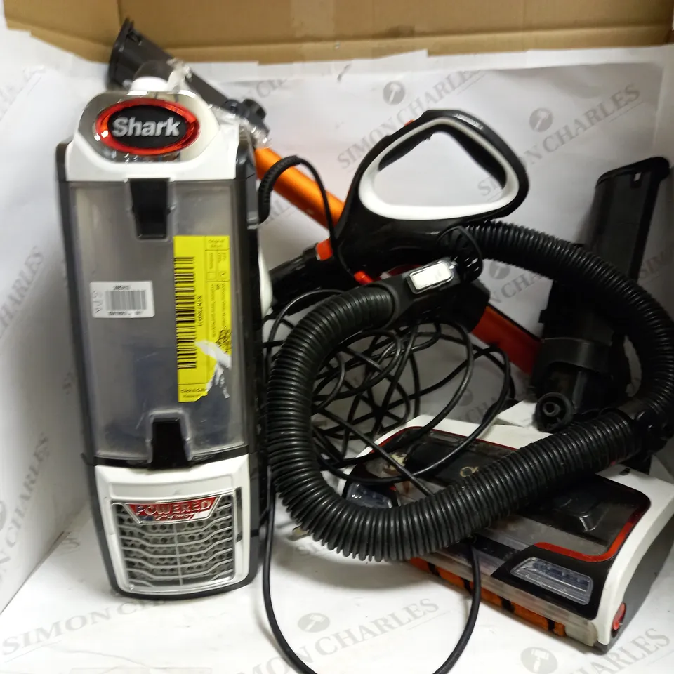 SHAKR UPRIGHT VACUUM CLEANER