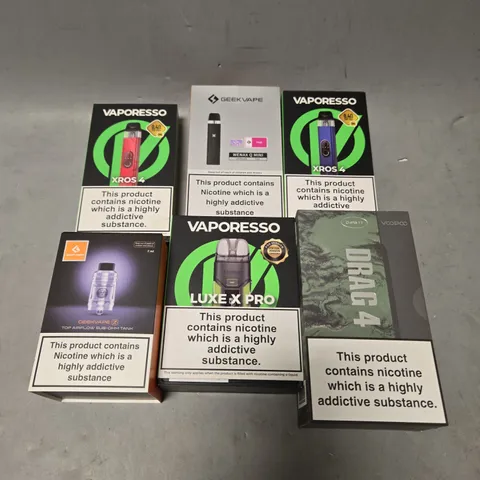 APPROXIMATELY 20 VAPES & E-CIGARETTES TO INCLUDE VAPORESSO, VOOPOO, GEEKVAPE ETC