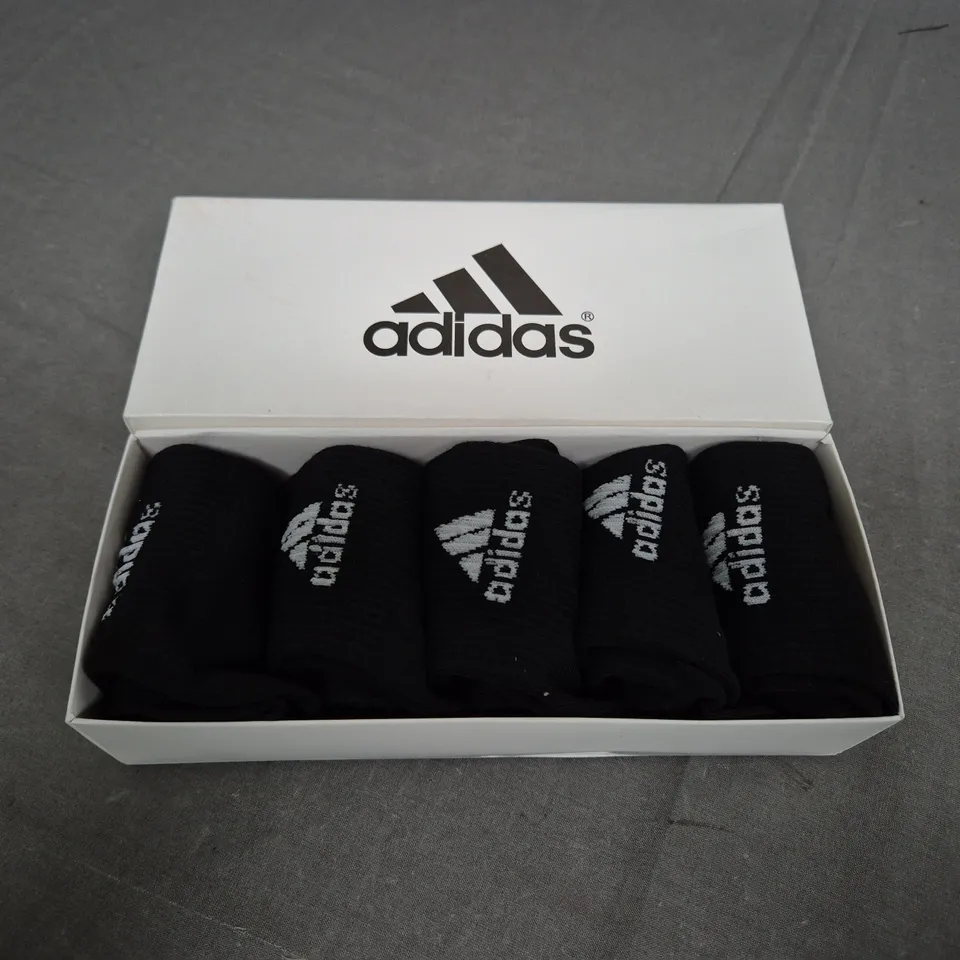 PACK OF 5 BLACK ADIDAS SOCKS - SIZE UNSPECIFIED