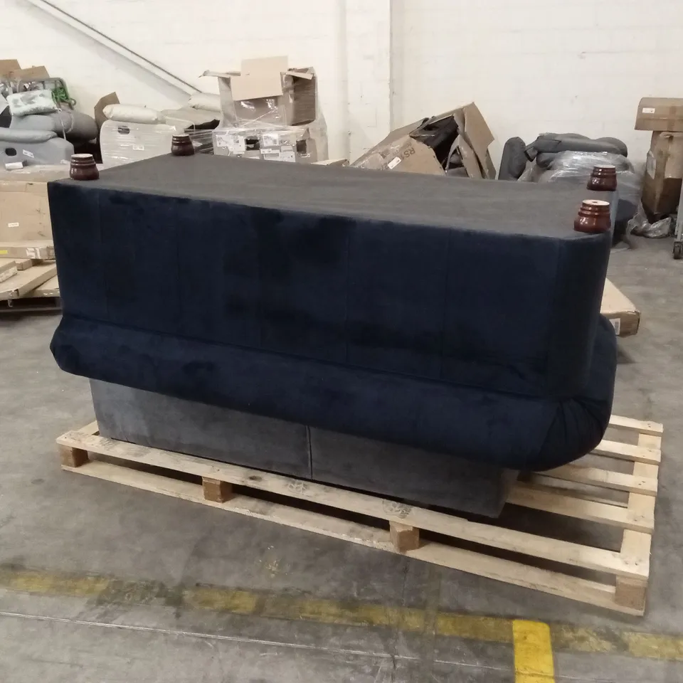 2 x ASSORTED DESIGNER SOFA PARTS/PIECES 
