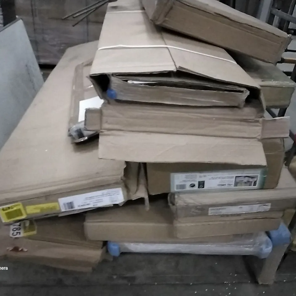 PALLET OF ASSORTED FURNITURE PARTS