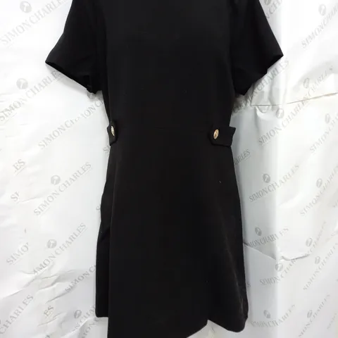 KAREN MILLEN COMPACT STRETCH WAIST TAB DETIAL MINI DRESS IN BLACK - SIZE 16