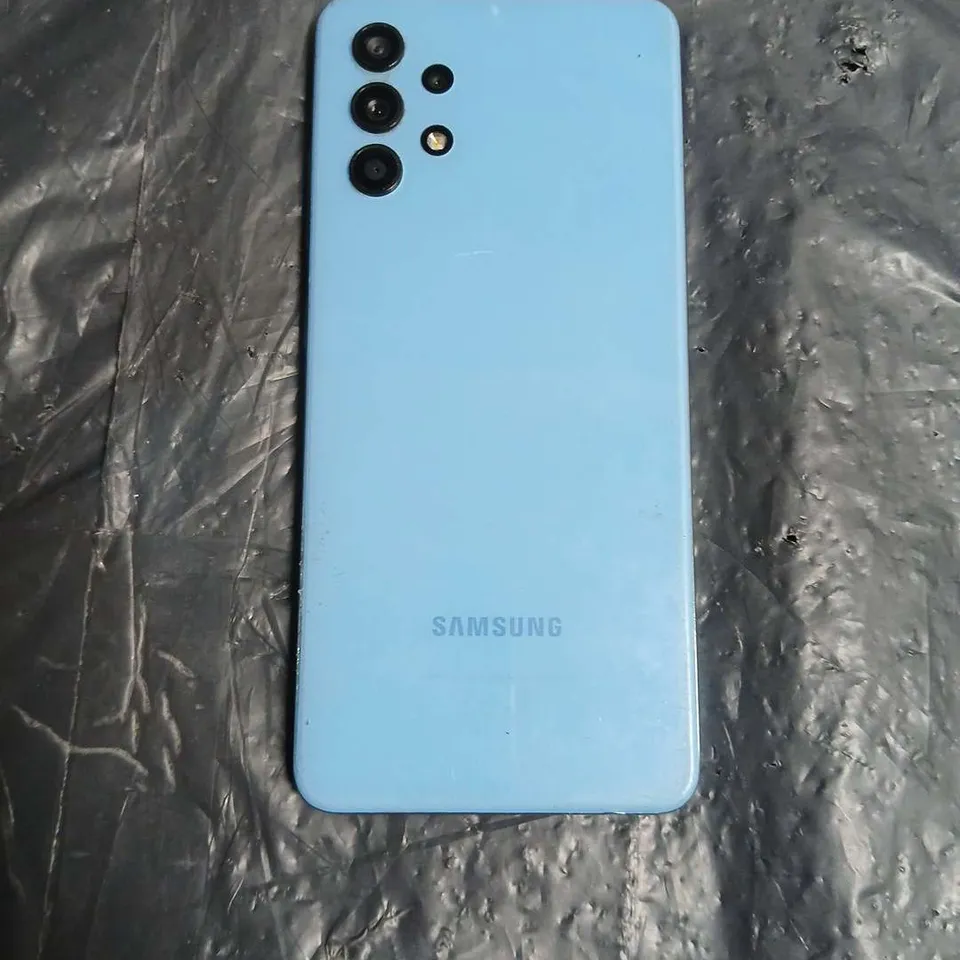 SAMSUNG  SMARTPHONE – BLUE