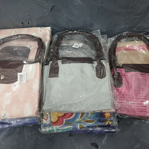 APPROXIMATELY 10 ASSORTED BETTY BAGS IN VARIOUS DESIGNS	