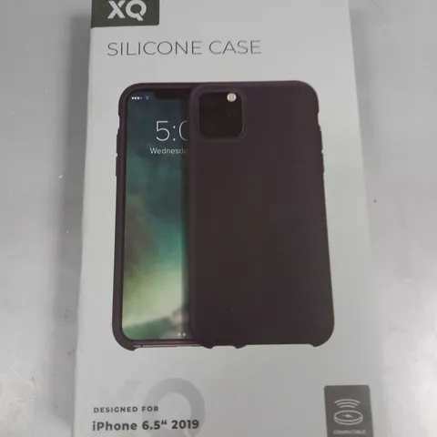 APPROXIMATELY 50 BRAND NEW BOXED XQ SILICONE PROTECTIVE CASES FOR IPHONE 6.5" 2019 MODEL