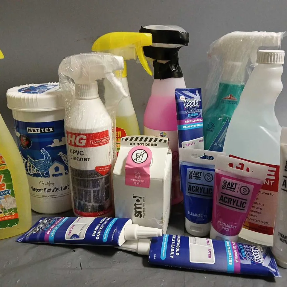 APPROXIMATELY 18 ASSORTED LIQUIDS TO INCLUDE ELBOW GREASE DEGREASER (500ml), NETTEX VIROCUR DISINFECTANT (1kg), HG UPVC CLEANER (500ml), ETC - COLLECTION ONLY