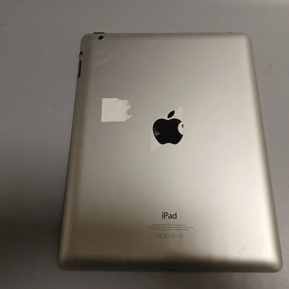 APPLE IPAD A1458 (4TH GEN) TABLET 