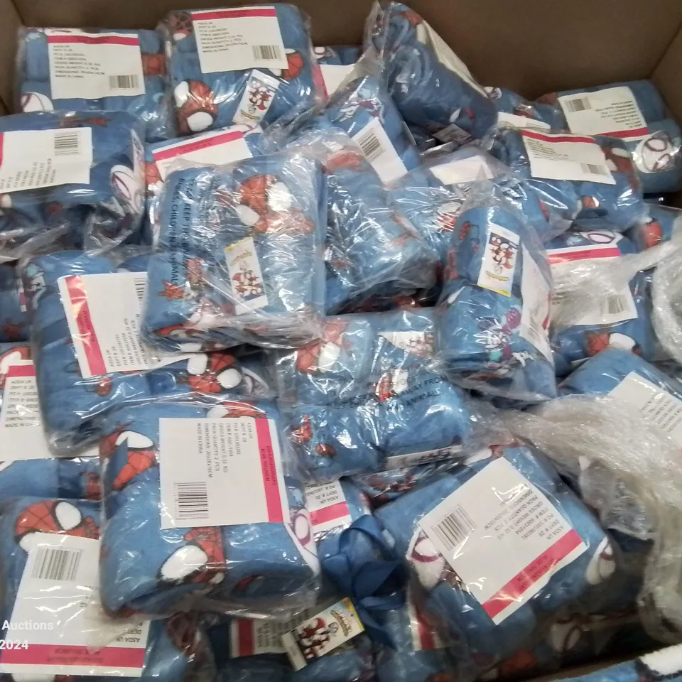 PALLET CONTAINING LARGE QUANTITY OF BRAND NEW SPIDEY AND HIS AMAZING FRIENDS FLEECED BLANKETS 