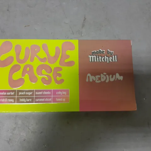 SEALED MADE BY MITCHELL CURVE CASE CREAM BLUSHER/BRONZER MEDIUM