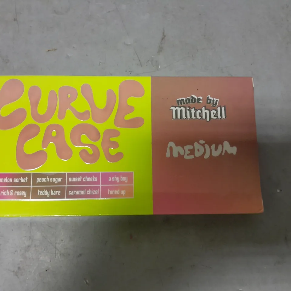 SEALED MADE BY MITCHELL CURVE CASE CREAM BLUSHER/BRONZER MEDIUM