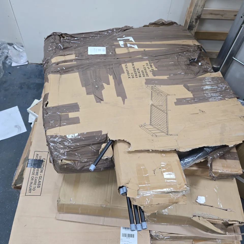PALLET OF APPROXIMATELY 6 DAMAGED ITEMS TO INCLUDE: FREDDIE SINGLE BEDFRAME
