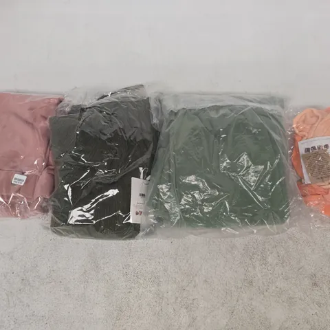 BOX OF APPROXIMATELY 20 ASSORTED HOUSEHOLD ITEMS TO INCLUDE CLOTHING IN VARIOUS STYLES AND SIZES, ETC