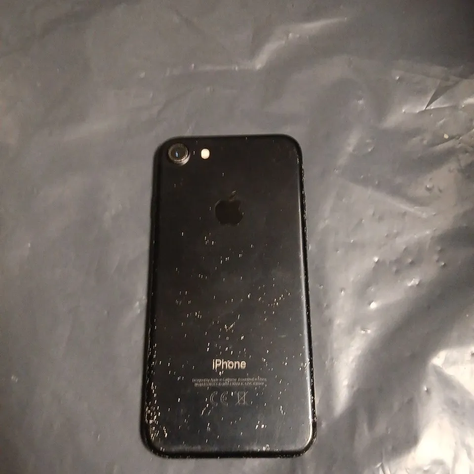 APPLE IPHONE BLACK 