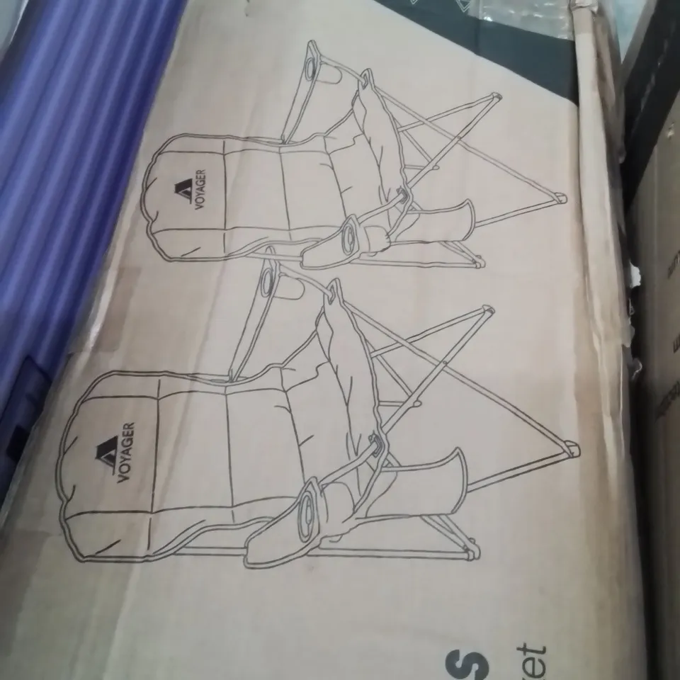 BOXED VOYAGER SET OF 2 PADDED CAMPING CHAIRS BLACK