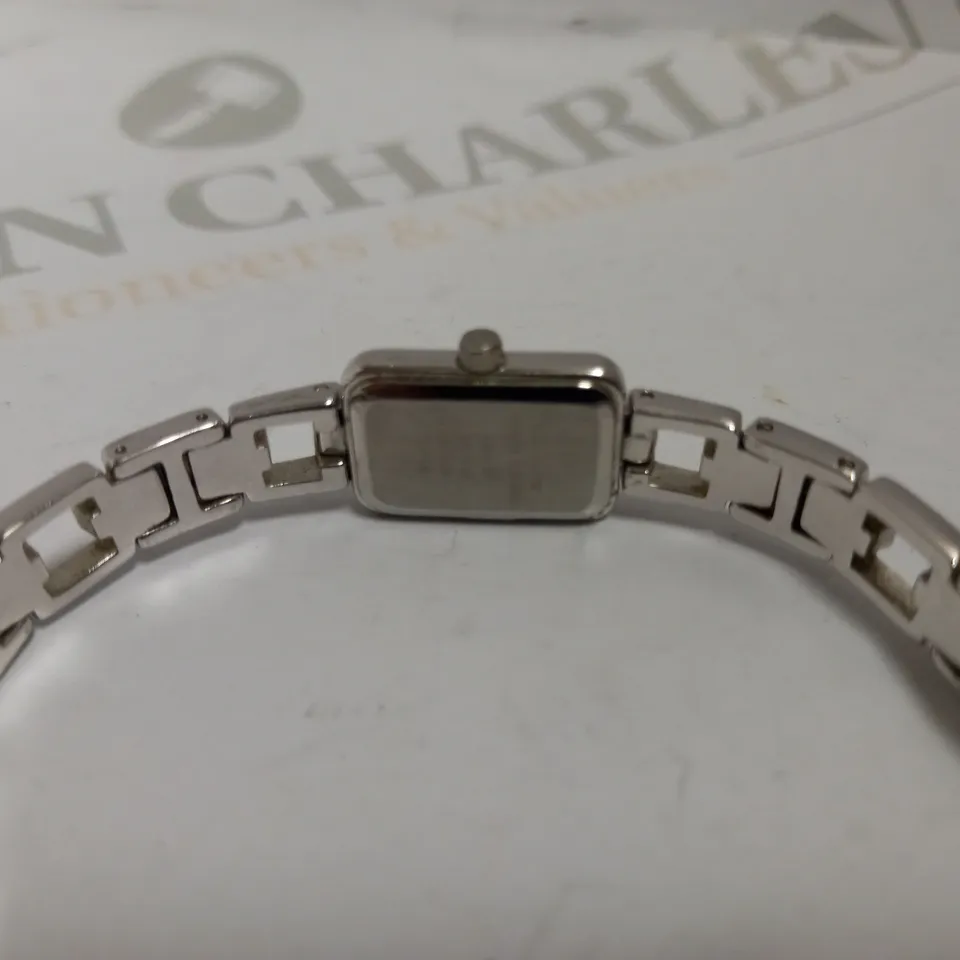 ACCURIST WATCH LB1058P