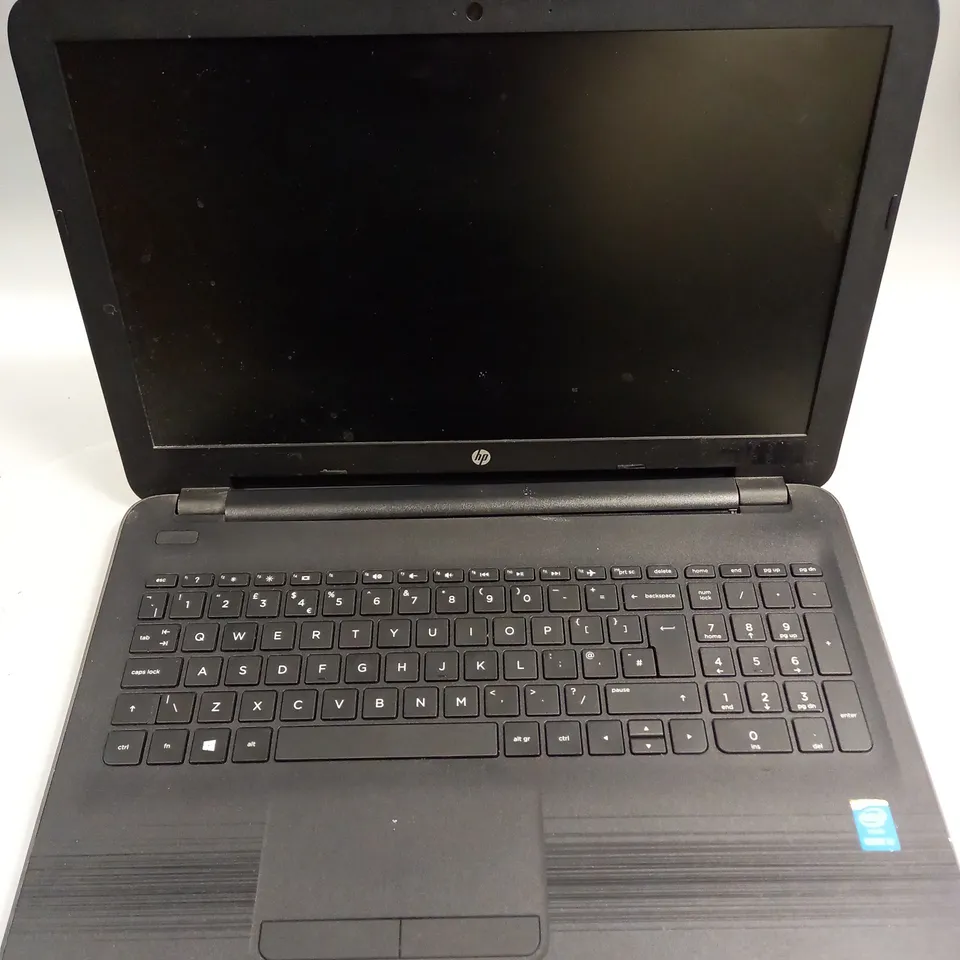 UNBOXED HP PAVILLION INTEL CORE I3 TPN-C125 LAPTOP
