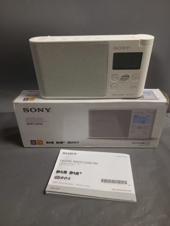 Lot 1110: SONY DIGITAL RADIO DAB/FM XDR-S41D - 4831764 | Simon Charles ...