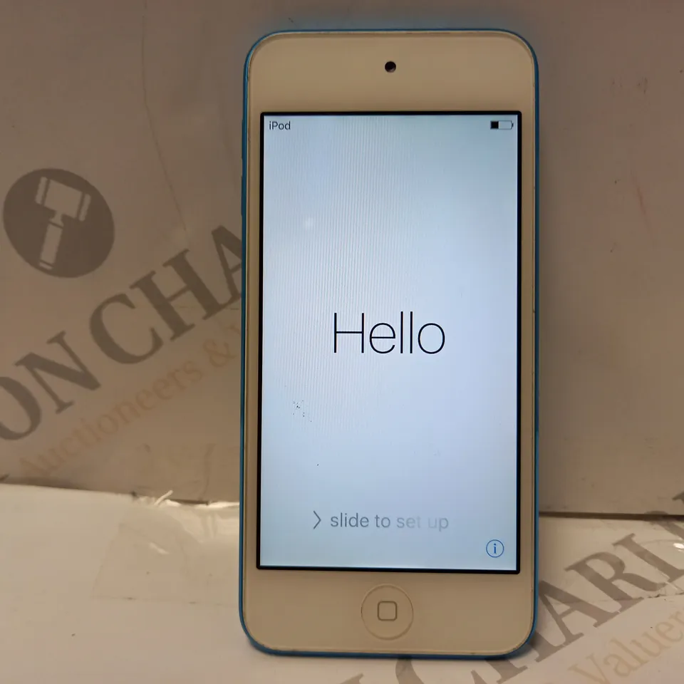 APPLE IPOD TOUCH 5TH GEN - SKY BLUE