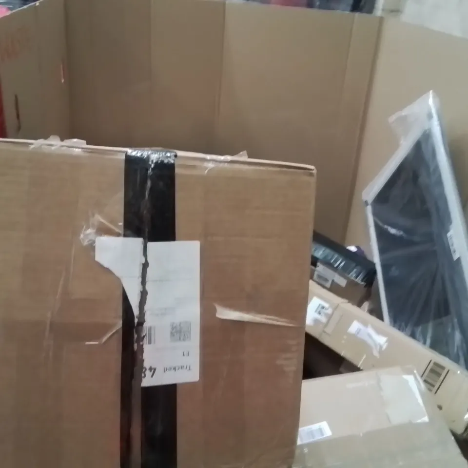 PALLET OF ASSORTED HOUSEHOLD GOODS AND PRODUCTS TO INCLUDE;BLADELESS FAN,DOG GATE,STEAMER