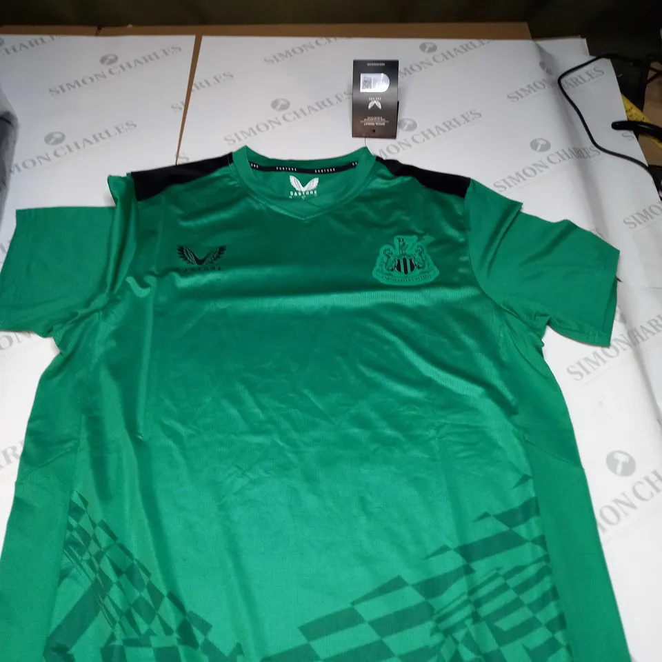 CASTOR NEWCASTLE UNITED AWAY SHIRT - SIZE SMALL