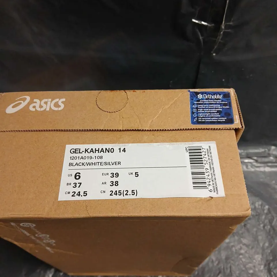BOXED PAIR OF ASICS GEL-KAHANO 14 RUNNING SHOES - UK SIZE 5 