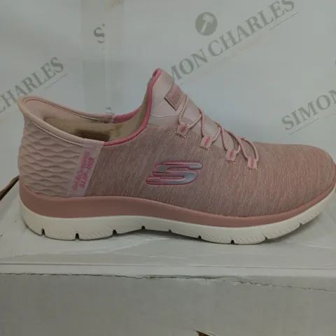 UNBOXED PAIR OF SKETCHERS SLIP INS PINK SIZE 5.5