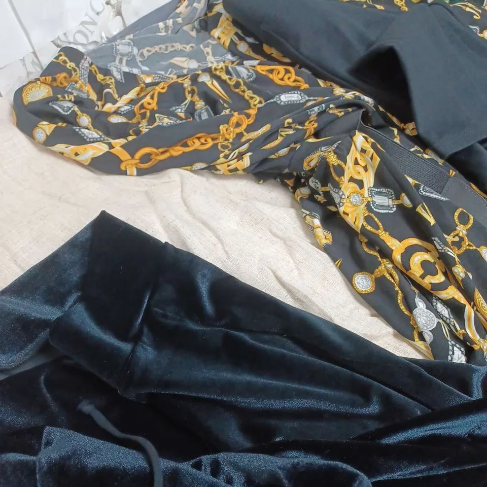 APRROX 20 DIFFERENT CLOTHING ITEMS IN VARIOUS SIZES AND COLOURS, VELOUR TRACK TOP AND DRESSES AND PANTS 