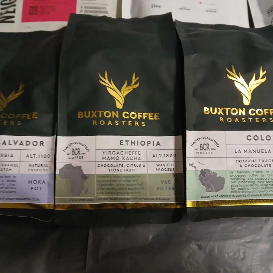 LOT OF 7 ASSORTED PACKS OF COFFEE TO INCLUDE BUXTON COFFEE AND ARTISAN ROAST