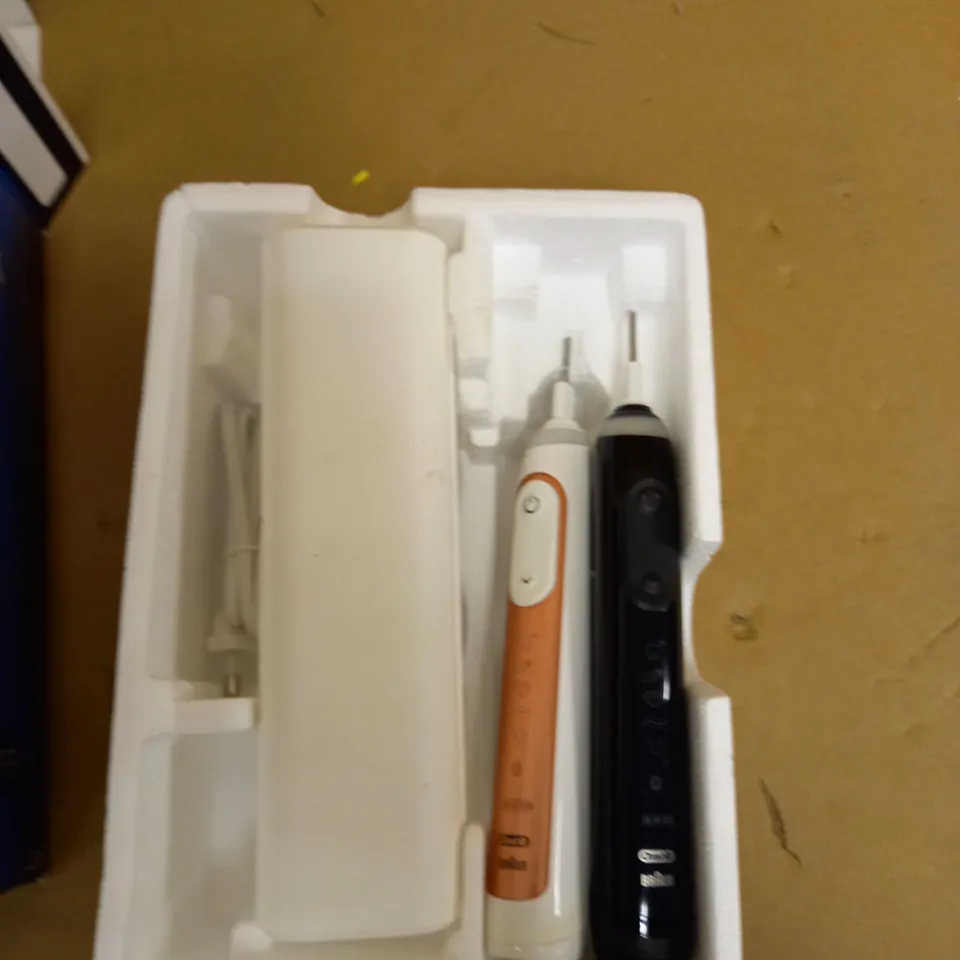 ORAL-B GENIUS X ELECTRIC TOOTHBRUSH SET DESIGNED BY BRAUN