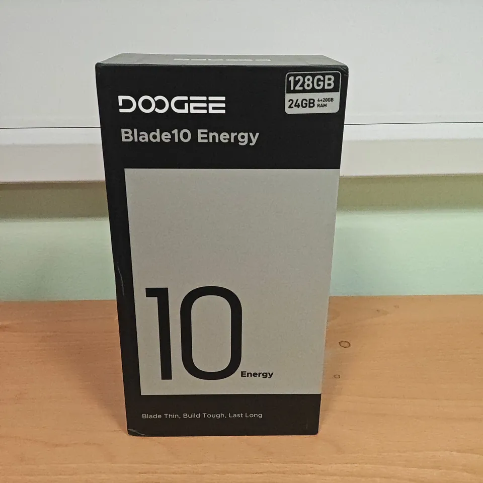 BOXED DOOGEE BLADE10 ENERGY 4+20GB RAM 128GB IN BLACK/RED