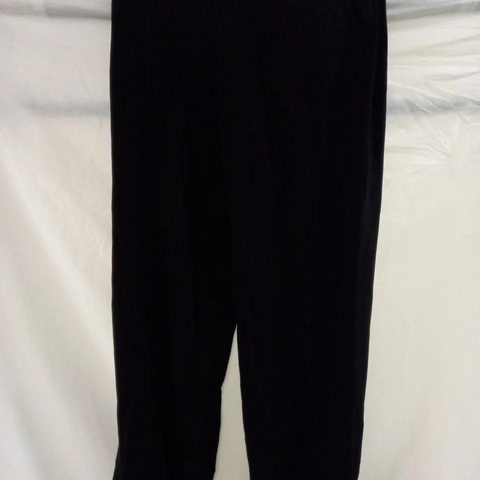 BLACK SWEATY BETTY GYM JOGGERS 