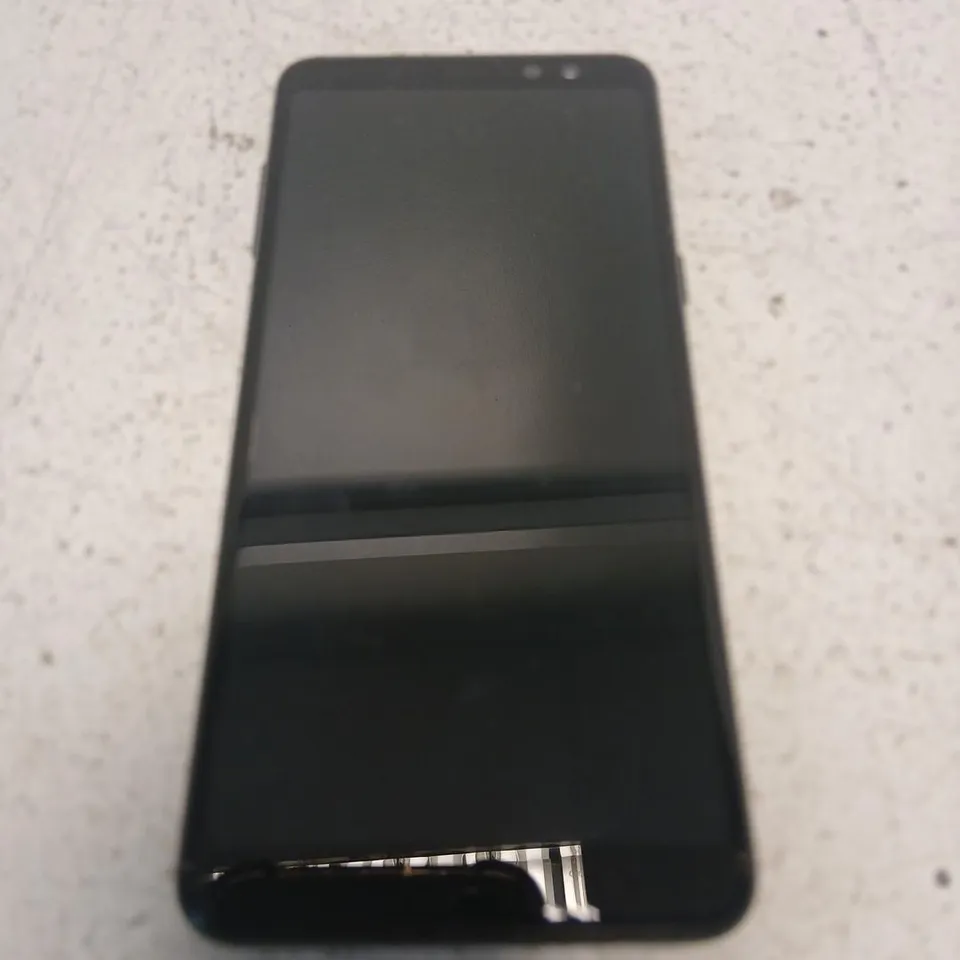 SAMSUNG GALAXY A8 – 32GB, 