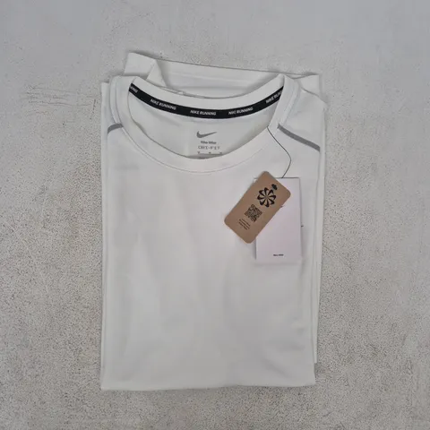 NIKE RUNNING MEN'S T-SHIRT IN WHITE SIZE MEDIUM