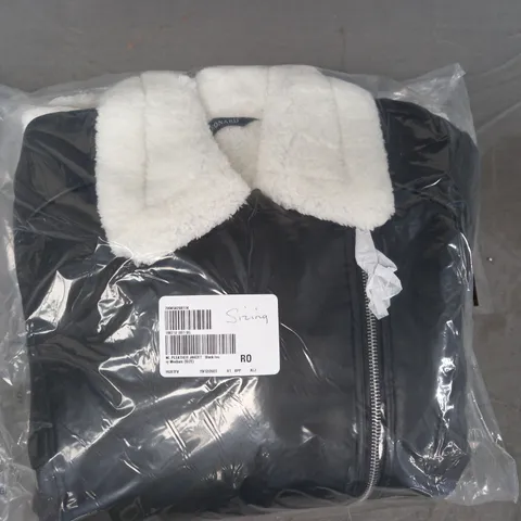 NINA LEONARD JACKET IN BLACK/IVORY SIZE MEDIUM