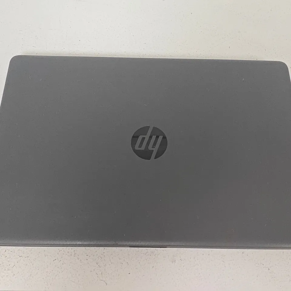 UNBOXED HP 255 G7 AMD A4 LAPTOP IN BLACK
