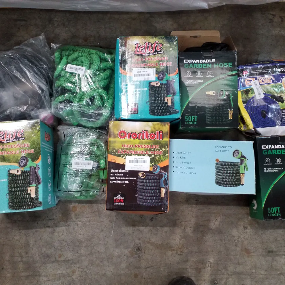 PALLET OF ASSORTED GARDEN HOSES 