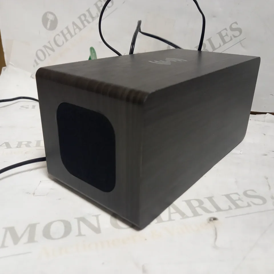 POLAROID BLUETOOTH QI CHARGING ALARM CLOCK