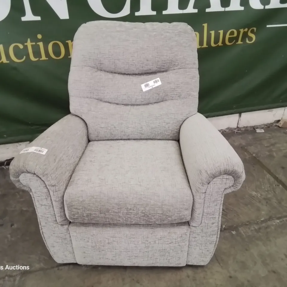 QUALITY BRITISH DESIGNER & MANUFACTURED G PLAN HOLMES EASY CHAIR FARROW MIST FABRIC 