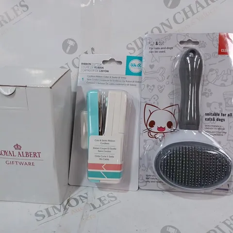 BOX OF APPROXIMATELY 20 ASSORTED HOUSEHOLD ITEMS TO INCLUDE PET BRUSH, RIBBON CUTTER, ROYAL ALBERT GIFTWARE GLASS, ETC