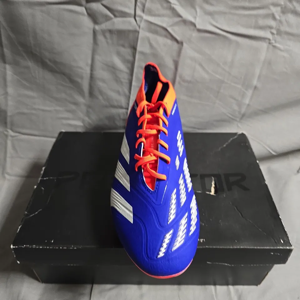 BOXED PAIR OF ADIDAS PREDATOR ELITE FOOTBALL BOOTS - UK SIZE 6
